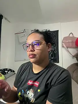 Snapshot of tokio_angel chatting on March 13, 1:01 am tokio angel online show from March 13, 1:01 am