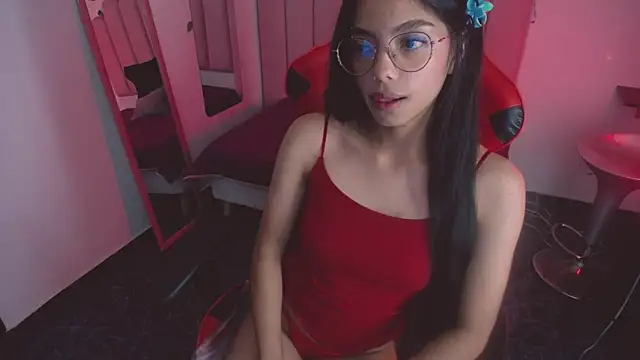 Snapshot of Melisa27_ chatting on March 13, 4:19 am Melisa27 online show from March 13, 4:19 am