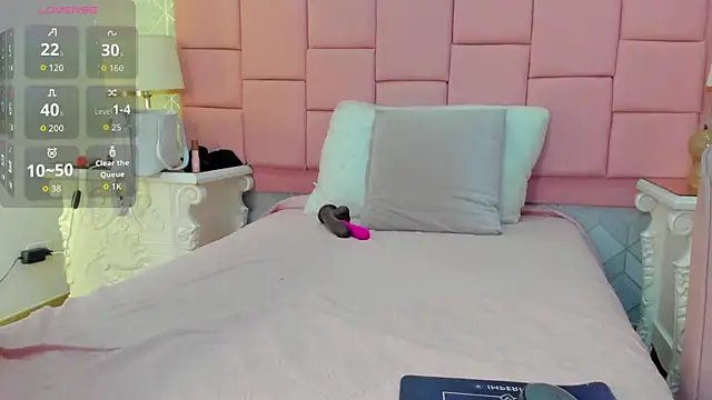 SelenaMiel online show from April 28, 3:33 am