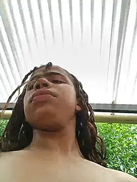 Snapshot of Dirty_Salome2 chatting on July 21, 8:00 pm Dirty Salome2 online show from July 21, 8:00 pm