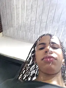 Snapshot of Dirty_Salome2 chatting on July 28, 9:58 pm Dirty Salome2 online show from July 28, 9:58 pm