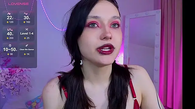 Snapshot of DarcyBlackwood chatting on May 24, 1:43 am DarcyBlackwood online show from May 24, 1:43 am
