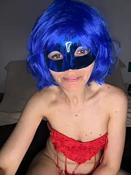 Snapshot of oursecretnights1 chatting on April 6, 8:43 pm oursecretnights1 online show from April 6, 8:43 pm