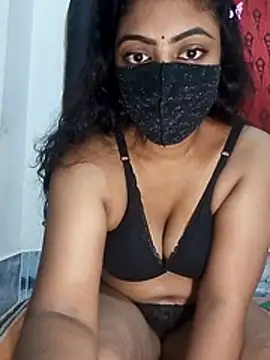 Snapshot of sexy_pink46 chatting on June 24, 7:13 pm sexy pink46 online show from June 24, 7:13 pm