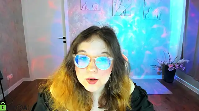 Snapshot of Aleks-caster chatting on April 9, 9:04 am Aleks-caster online show from April 9, 9:04 am
