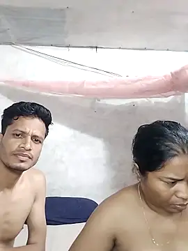 Snapshot of prianka32 chatting on March 15, 10:49 pm prianka32 online show from March 15, 10:49 pm