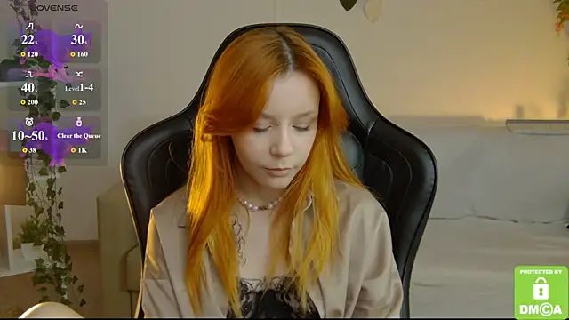 Snapshot of Rachel_lips chatting on June 18, 8:36 am Rachel lips online show from June 18, 8:36 am