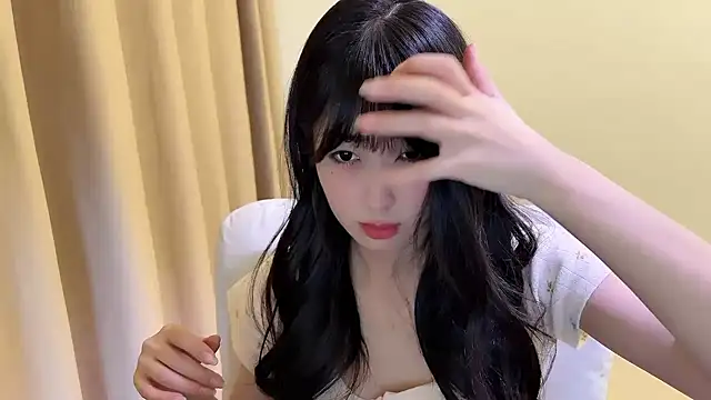 xiaooyee online show from April 15, 8:43 am