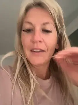 AtomBlondy online show from June 10, 5:18 am