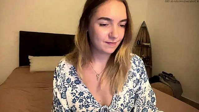 RoxyWet online show from April 30, 2:23 pm