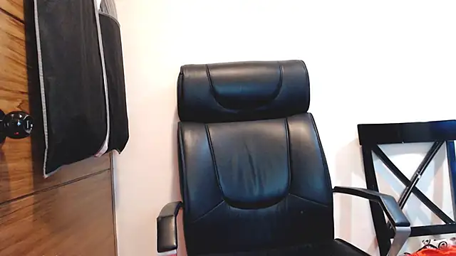 horsemeatcock ellison online show from April 14, 4:35 pm