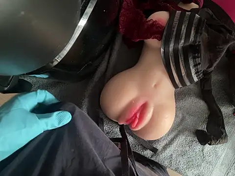 Cumvirgin6999 online show from May 17, 6:04 pm