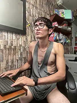 Snapshot of jhosuamoore chatting on July 27, 12:39 am jhosuamoore online show from July 27, 12:39 am