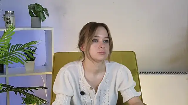 NobukoWinterberg online show from March 12, 4:24 pm