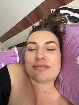 SweetCurvess online show from April 21, 12:55 pm