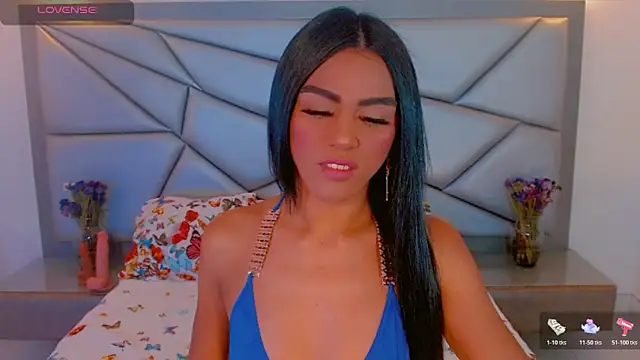 tiifannysexyhot online show from April 23, 12:29 pm