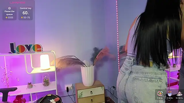 Snapshot of Rachel_Wren chatting on July 15, 7:30 pm Rachel Wren online show from July 15, 7:30 pm