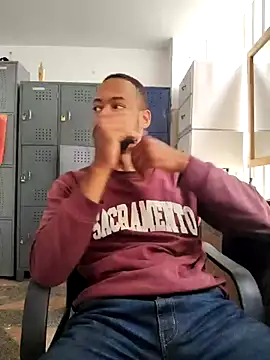 Oliver bigblack cock online show from April 8, 6:08 pm