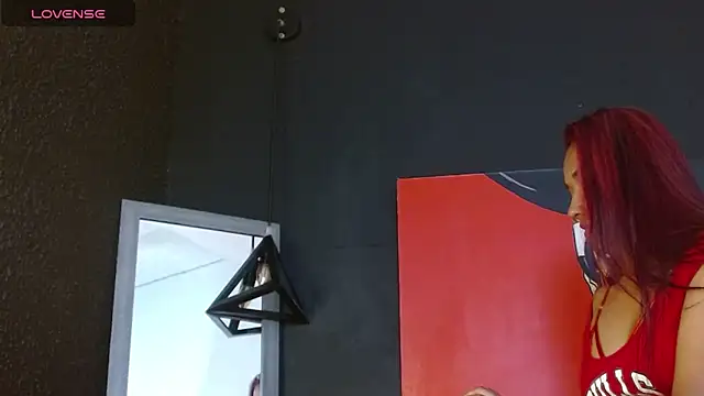 Cafeziitha1126 online show from March 13, 12:01 pm