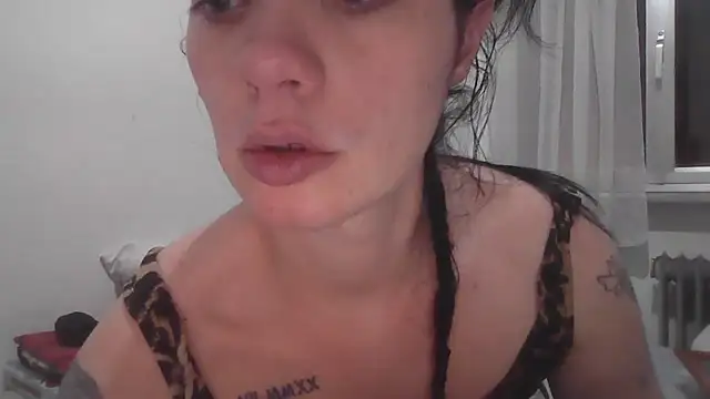 Snapshot of anastasia-evans chatting on March 28, 7:35 pm anastasia-evans online show from March 28, 7:35 pm