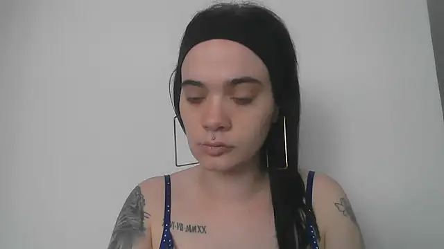 Snapshot of anastasia-evans chatting on April 30, 12:22 pm anastasia-evans online show from April 30, 12:22 pm