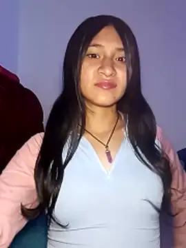 Snapshot of KarolaMendez chatting on June 6, 12:38 am KarolaMendez online show from June 6, 12:38 am
