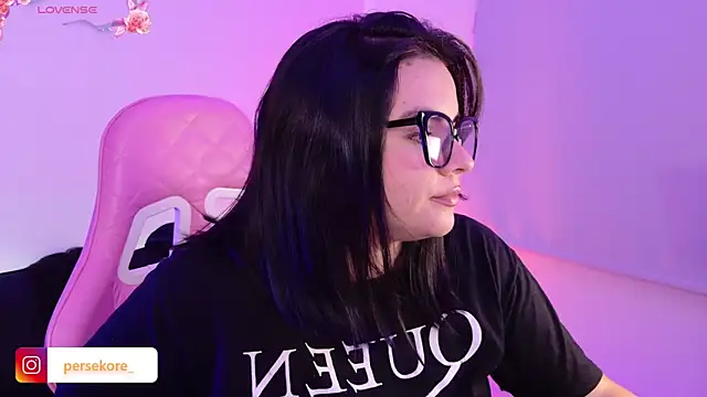 its persy online show from March 30, 11:39 pm