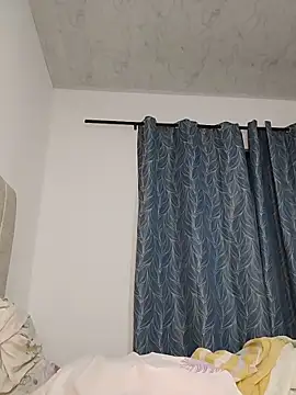 isabellaHill2 online show from March 27, 6:08 am