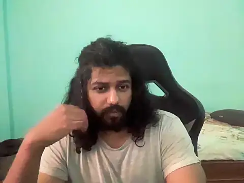 Snapshot of abhinaxx chatting on April 20, 8:17 am abhinaxx online show from April 20, 8:17 am