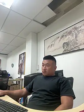 Snapshot of Cunzhangshibage02 chatting on April 16, 10:45 pm Cunzhangshibage02 online show from April 16, 10:45 pm