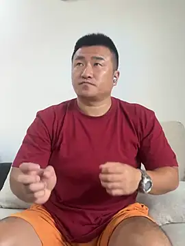 Snapshot of Cunzhangshibage02 chatting on April 24, 4:37 am Cunzhangshibage02 online show from April 24, 4:37 am
