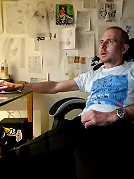 dufatcock online show from April 12, 8:08 am