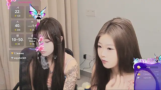 Snapshot of Angel-Sisters chatting on April 30, 5:52 pm Angel-Sisters online show from April 30, 5:52 pm