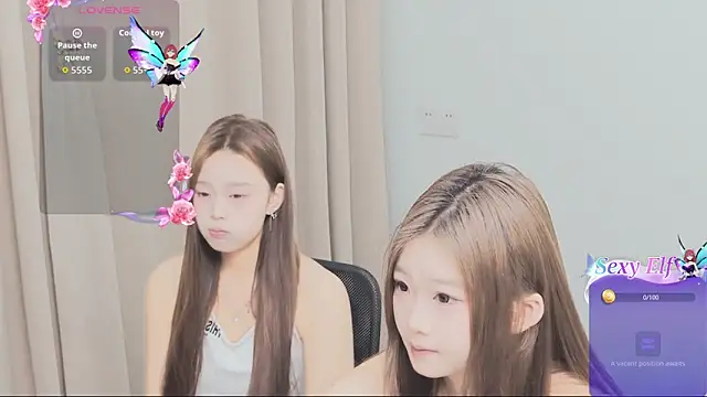Snapshot of Angel-Sisters chatting on May 5, 4:04 pm Angel-Sisters online show from May 5, 4:04 pm