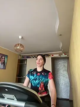 Snapshot of Alex_Svift chatting on May 5, 12:24 pm Alex Svift online show from May 5, 12:24 pm