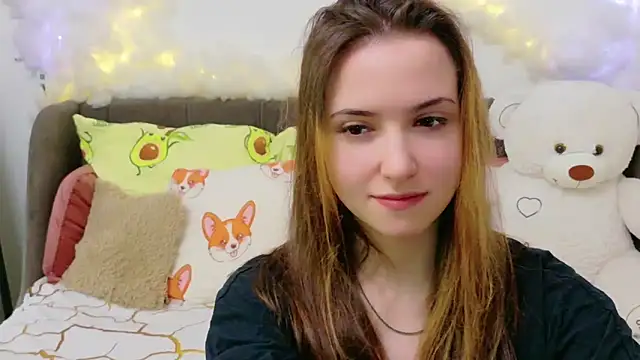 Snapshot of LeenMoonie chatting on April 4, 9:34 pm LeenMoonie online show from April 4, 9:34 pm