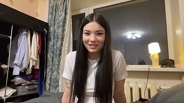 JiBinz online show from March 12, 4:35 pm