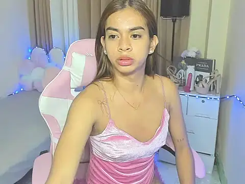 Snapshot of BigCockErich chatting on August 3, 12:10 pm BigCockErich online show from August 3, 12:10 pm