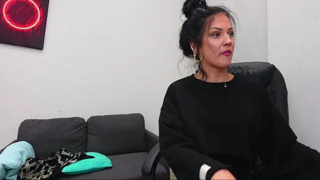 Snapshot of Nicky_Diam chatting on April 4, 6:27 pm Nicky Diam online show from April 4, 6:27 pm