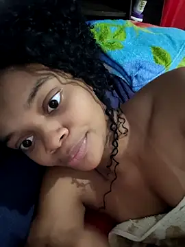 marialuiza2027 online show from April 21, 1:06 pm