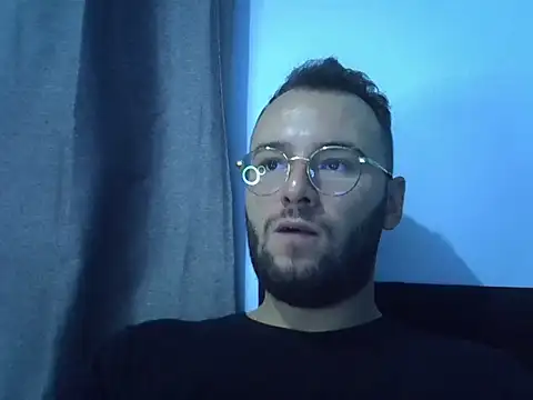 Snapshot of piazaocwb23 chatting on March 14, 3:06 pm piazaocwb23 online show from March 14, 3:06 pm