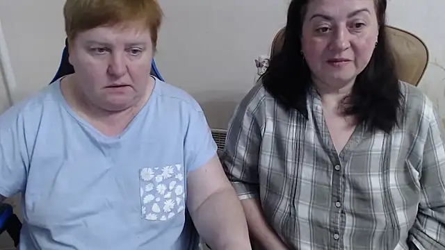 Snapshot of Lindy-Jeanie chatting on March 23, 6:34 pm Lindy-Jeanie online show from March 23, 6:34 pm