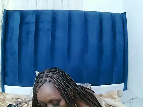 MelaniBbe online show from March 16, 9:19 pm