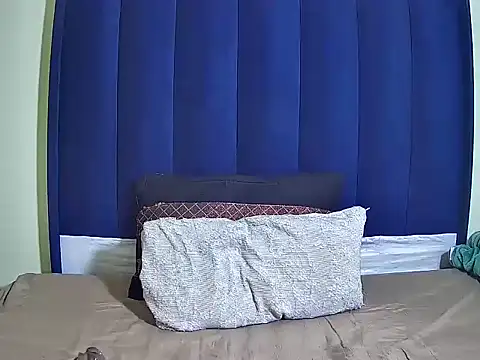 MelaniBbe online show from April 19, 5:01 pm