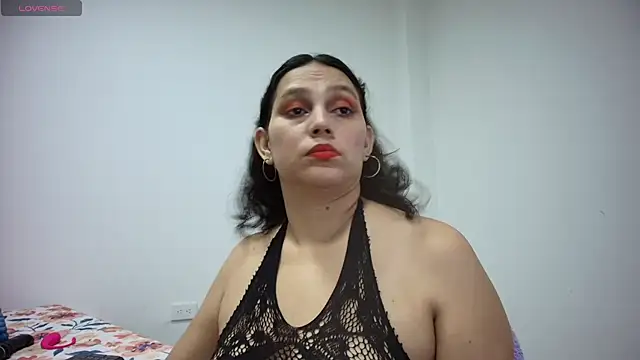 carlaantonellii online show from June 28, 4:51 am