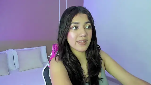 Snapshot of cristin_collins chatting on May 16, 9:13 pm cristin collins online show from May 16, 9:13 pm