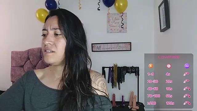 Snapshot of violeta_scott chatting on July 2, 3:29 pm violeta scott online show from July 2, 3:29 pm