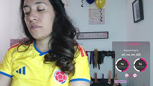 Snapshot of violeta_scott chatting on July 3, 2:01 pm violeta scott online show from July 3, 2:01 pm