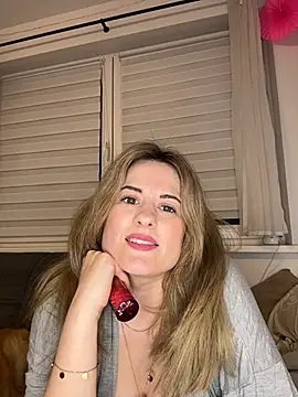 Mina Foxx online show from March 14, 7:30 pm