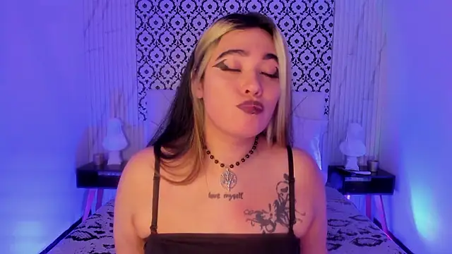 Snapshot of Liliith_Zeniith chatting on March 17, 6:06 am Liliith Zeniith online show from March 17, 6:06 am